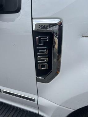 2022 Ford F-350 XLT