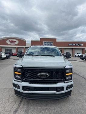 2025 Ford F-350 Lariat Super Duty