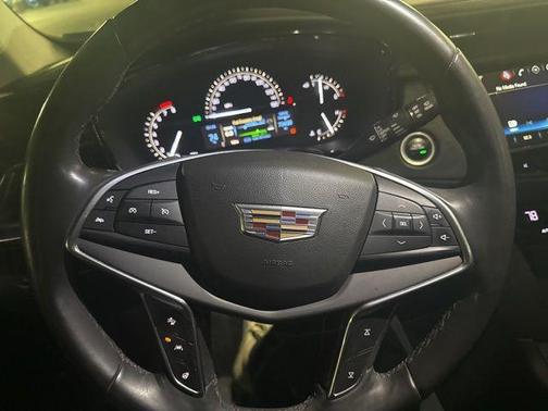 2017 Cadillac XT5 Luxury