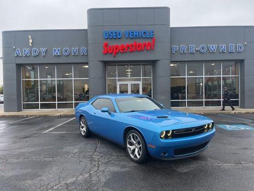 2015 Dodge Challenger SXT