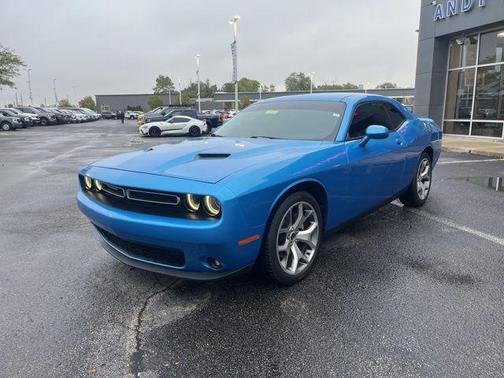 2015 Dodge Challenger SXT