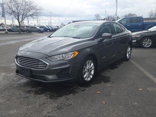 2019 Ford Fusion Hybrid SE