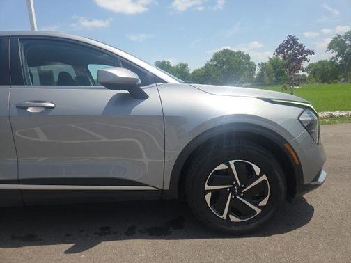 Steel Gray 2023 Kia Sportage Hybrid LX
