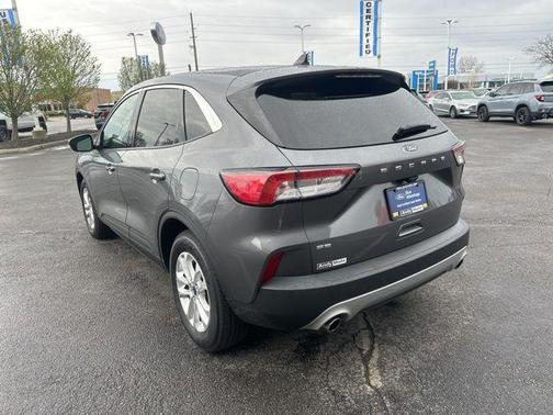2021 Ford Escape SE