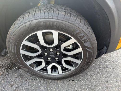 2023 Ford Maverick Lariat