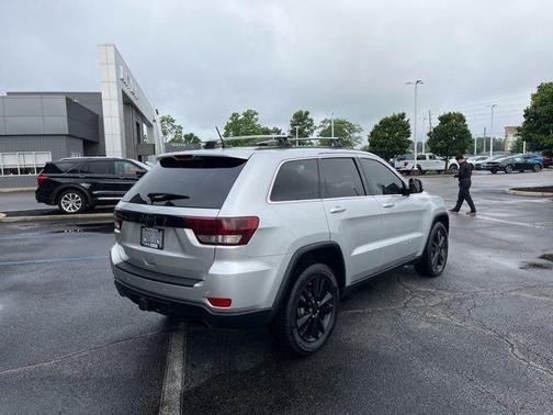 2012 Jeep Grand Cherokee Laredo
