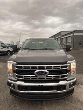 2025 Ford F-350 XLT