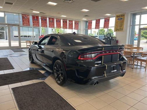 2020 Dodge Charger Scat Pack