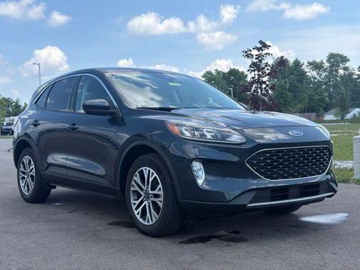 Blue Metallic 2022 Ford Escape SEL