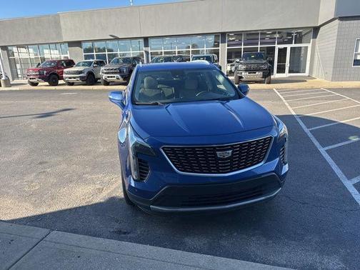 2021 Cadillac XT4 Premium Luxury