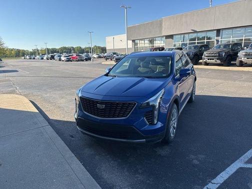 2021 Cadillac XT4 Premium Luxury