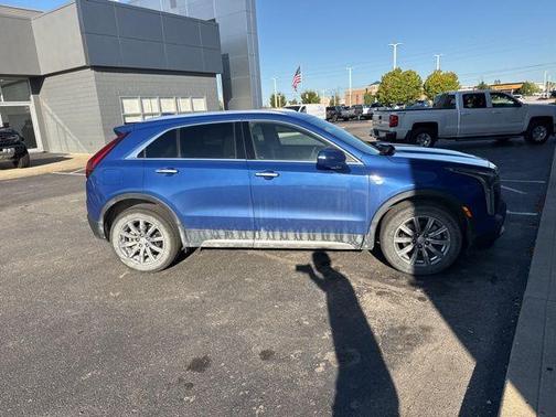2021 Cadillac XT4 Premium Luxury