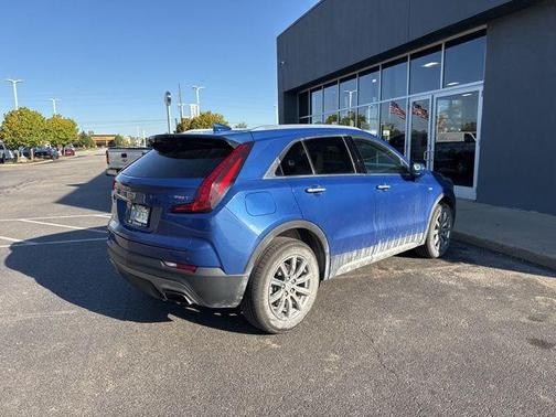 2021 Cadillac XT4 Premium Luxury
