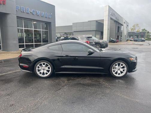 2015 Ford Mustang EcoBoost Premium