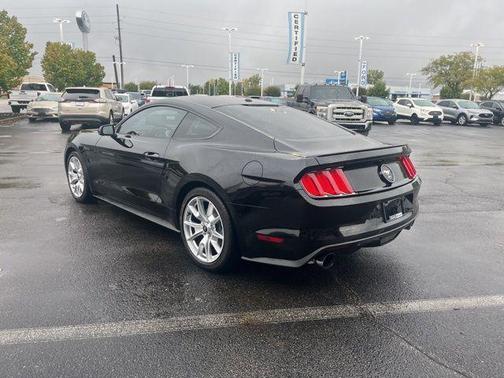 2015 Ford Mustang EcoBoost Premium