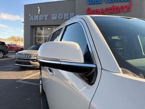 2022 Jeep Wagoneer Series II