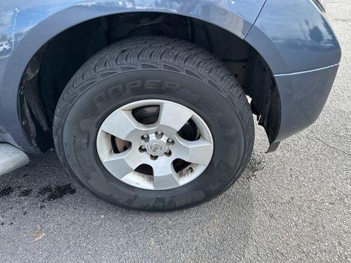 2005 Nissan Pathfinder SE