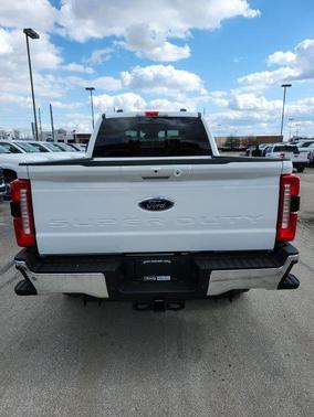 2025 Ford F-350 Lariat Super Duty