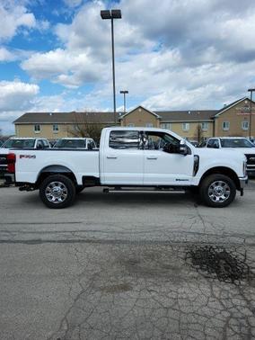 2025 Ford F-350 Lariat Super Duty