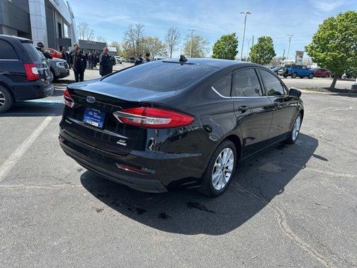2020 Ford Fusion Hybrid SE