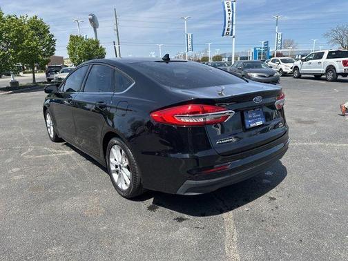 2020 Ford Fusion Hybrid SE