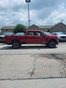 2025 Ford F-350 Platinum