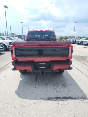 2025 Ford F-350 Platinum