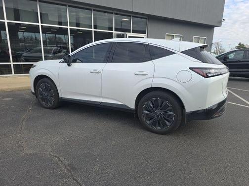 2025 Nissan Murano Platinum