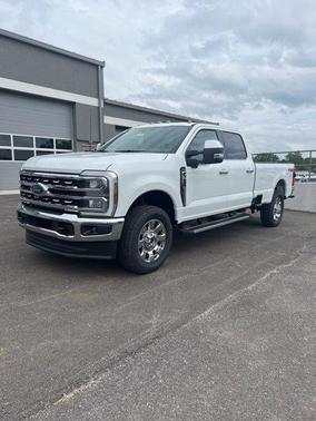 2025 Ford F-350 Lariat Super Duty