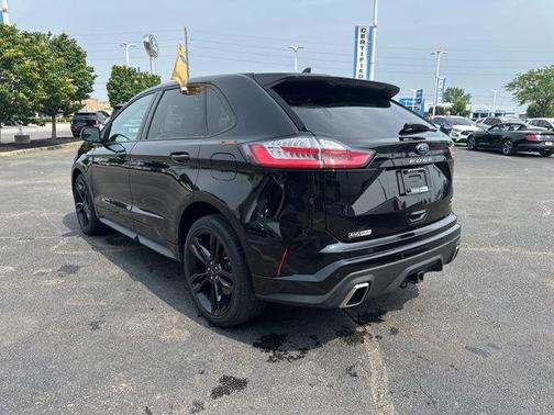 2022 Ford Edge ST