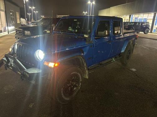 2021 Jeep Gladiator Sport