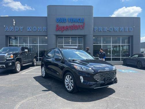 2022 Ford Escape Titanium