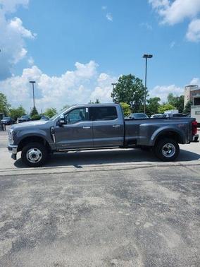 2025 Ford F-350 Lariat Super Duty