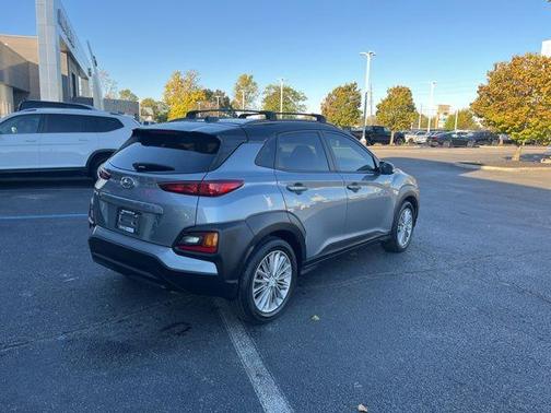 2021 Hyundai KONA SEL
