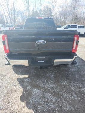 2025 Ford F-350 Lariat Super Duty
