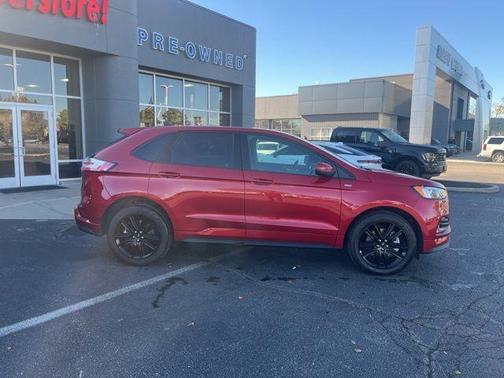 2022 Ford Edge ST Line