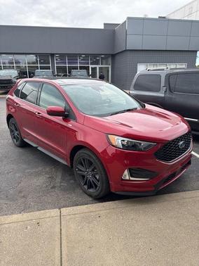 2022 Ford Edge ST Line