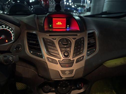 2011 Ford Fiesta SEL