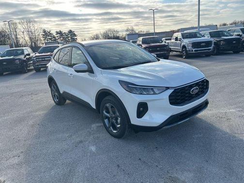 2025 Ford Escape ST-Line Select