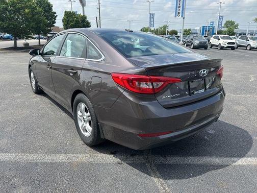 2016 Hyundai SONATA 2.4