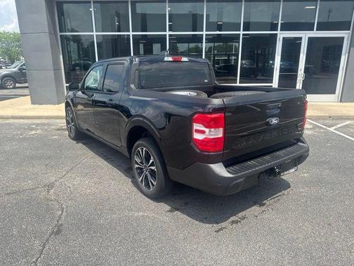 Shadow Black 2025 Ford Maverick XL
