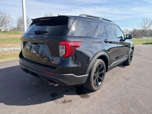 Agate Black Metallic 2023 Ford Explorer ST