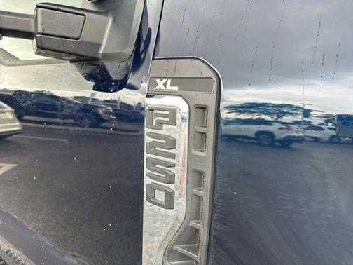 2023 Ford F-250 XL
