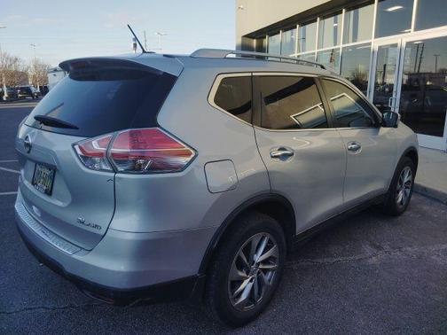 2015 Nissan Rogue SL