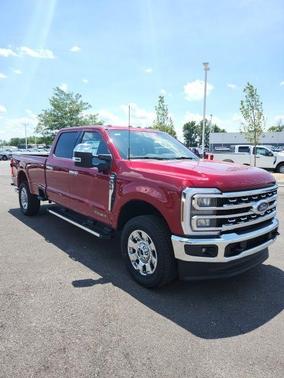 2025 Ford F-350 Lariat Super Duty