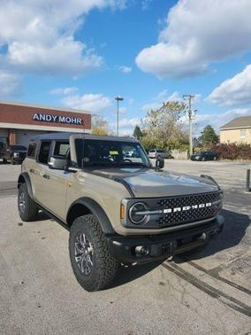 Gray 2025 Ford Bronco Badlands