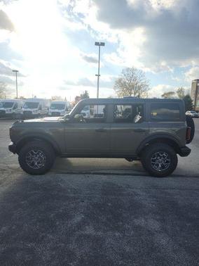 Gray 2025 Ford Bronco Badlands
