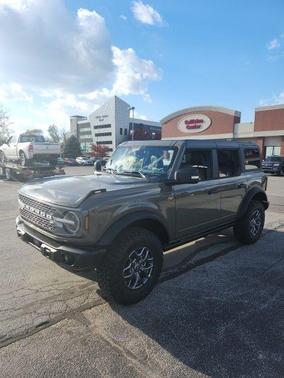 Gray 2025 Ford Bronco Badlands