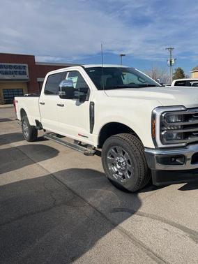 2025 Ford F-350 Lariat Super Duty