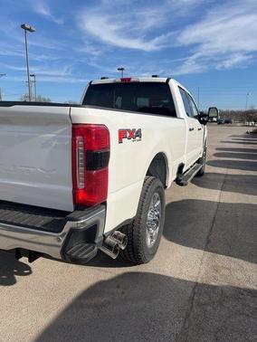 2025 Ford F-350 Lariat Super Duty